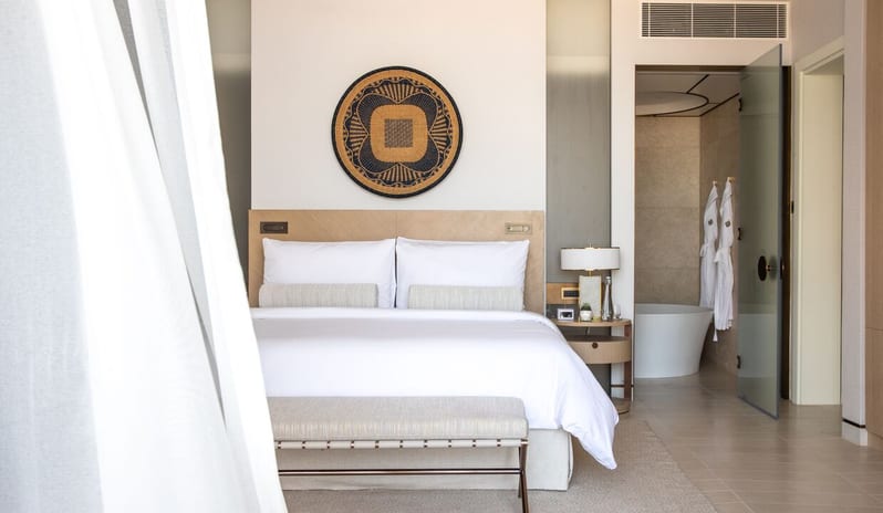 Low_resolution_72dpi-Jumeirah at Saadiyat Island Resort - Resort Deluxe Room 